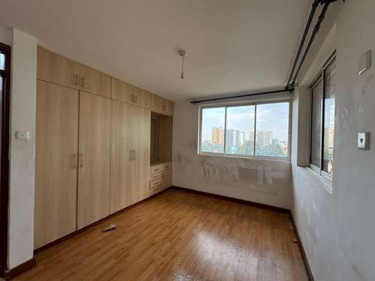 2 Bed Apartment with En Suite in Lavington image 13