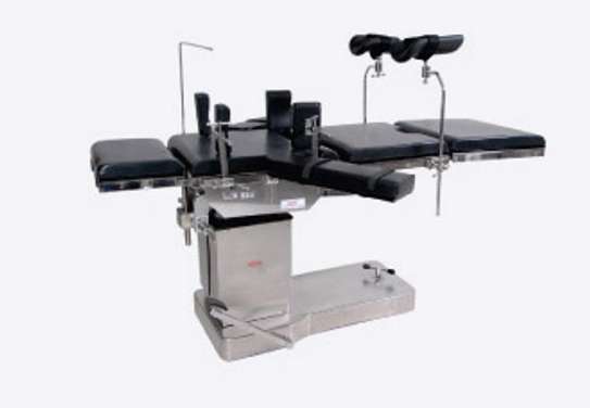 hydraulic operating table image 1