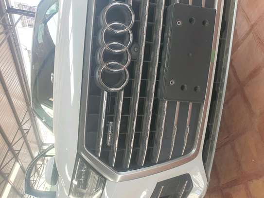 Audi Q7 image 14