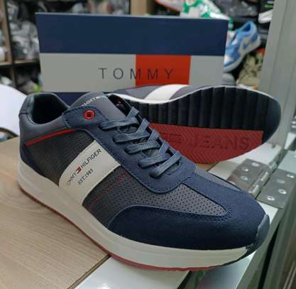 Tommy Hilfiger sneakers image 4
