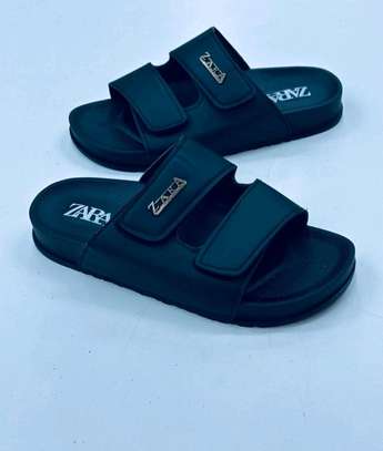 Men Zara sandals image 3