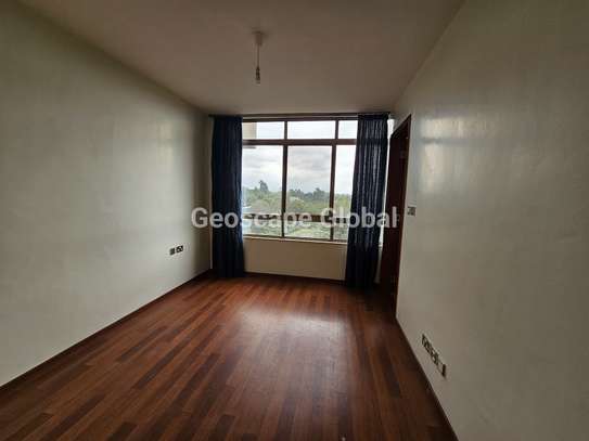 3 Bed Apartment with En Suite in General Mathenge image 11