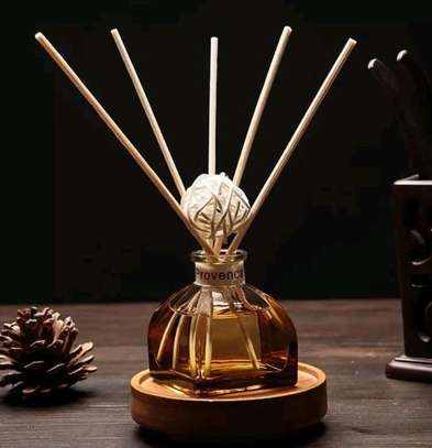 Reed diffuser image 2