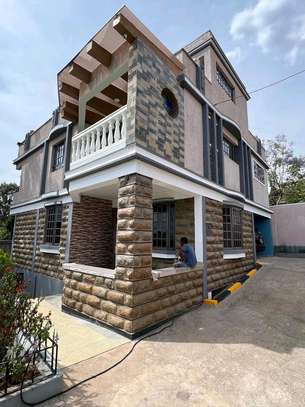 4 bedrooms Flatroof mansion for Sale in Ongata Rongai. image 1