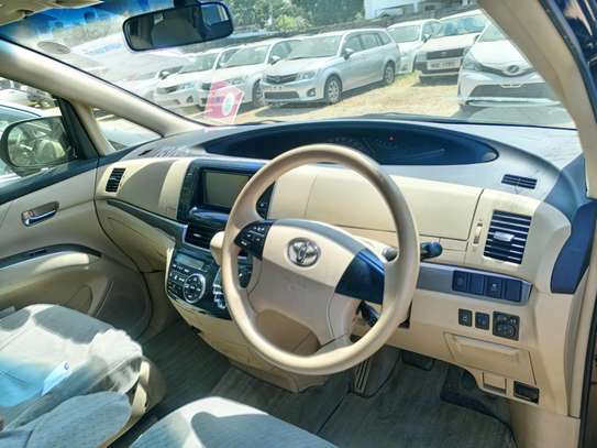 Toyota Estima earial 2015 image 4