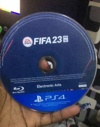 Playstation 4 pre owned fifa 23 image 3