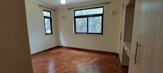 3 Bed Apartment with Backup Generator in Kilimani image 7