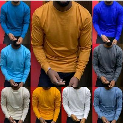 Long sleeved t-shirts image 2