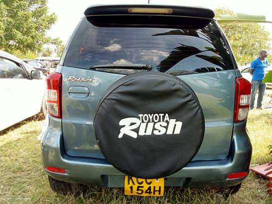 Toyota Rush image 1