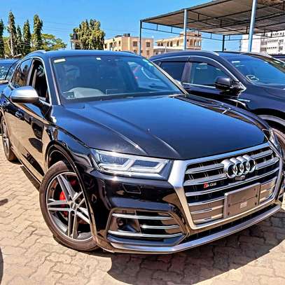 Audi Q5 Quattro S-line black 2018 image 8