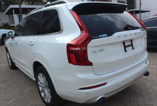 Volvo XC90 T5 AWD 7 Seater 2017 58,000 Kms image 3