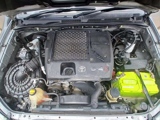 Toyota Hilux Double cab image 10