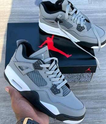 Jordan 4'S image 1