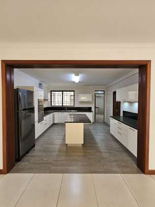 4 Bed Apartment with En Suite at General Mathenge image 4