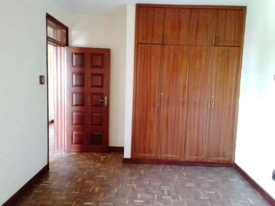 4 Bed House with En Suite in Lavington image 10