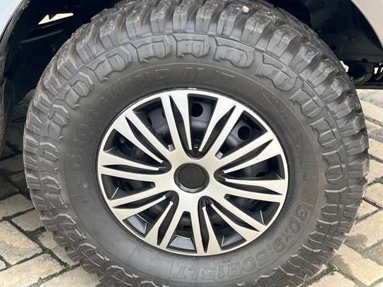 TOYOTA HILUX (WE accept hire purchase) image 1