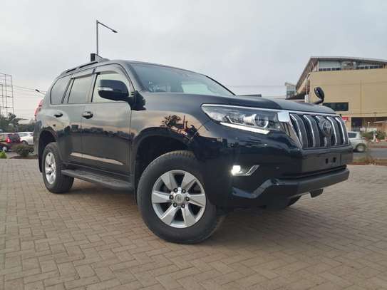 Prado New Shape KDR Petrol 7 Seater 2017 Year image 11