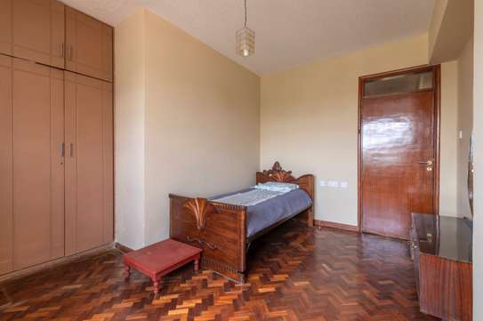 3 Bed Apartment with En Suite in Westlands Area image 1