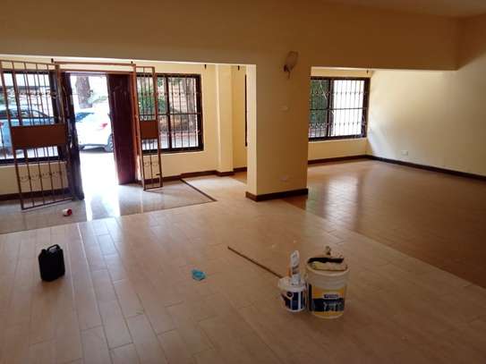 Stunning 4 Bedrooms Apartments in Parklands image 1