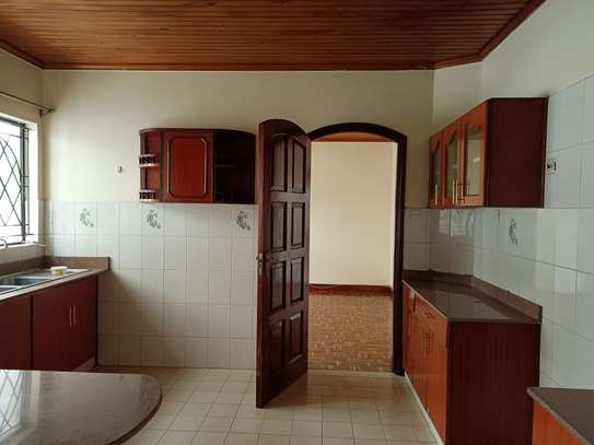 4 Bed Apartment with En Suite at Westlands image 2