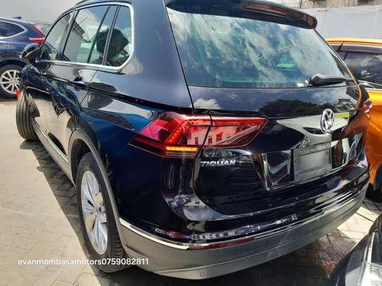 Volkswagen tiguan Sunroof 2018 image 2