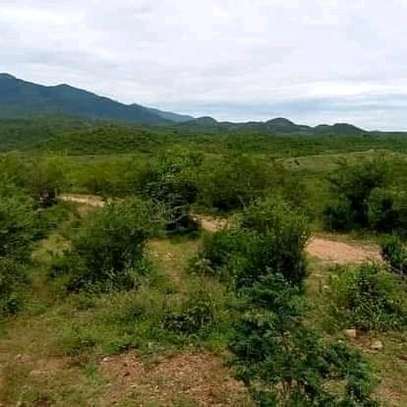 1500 acres along Athi-River for Long-term lease in kibwezi image 3