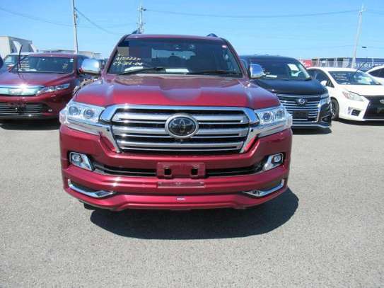 Toyota land Cruiser V8 ZX maroon 2018 image 1