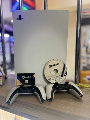 Ps 5 standard edition image 2