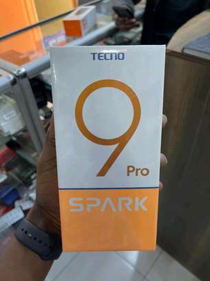 Tecno spark 9pro 128/4gb image 2