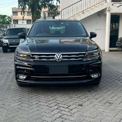 Volkswagen tiguan R-line black  2016 image 2