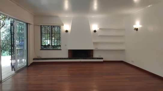 4 Bed House with En Suite in Muthaiga image 20