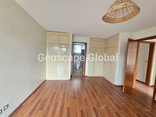 3 Bed Apartment with En Suite in Westlands Area image 2