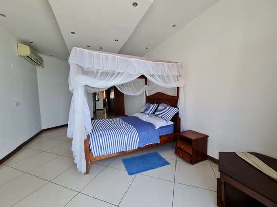 Furnished 3 Bed Apartment with En Suite in Nyali Area image 4
