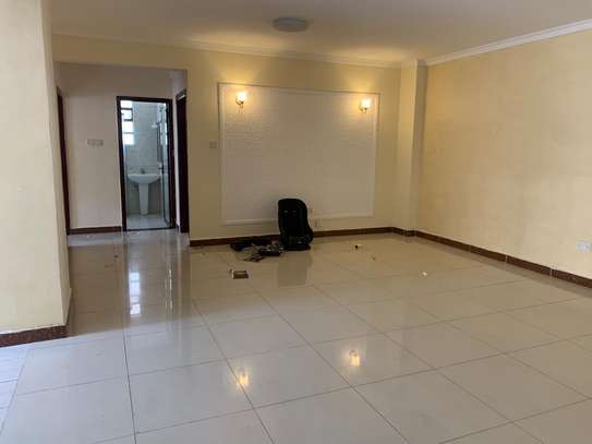 2 bedroom apartment master ensuite with a Dsq image 4