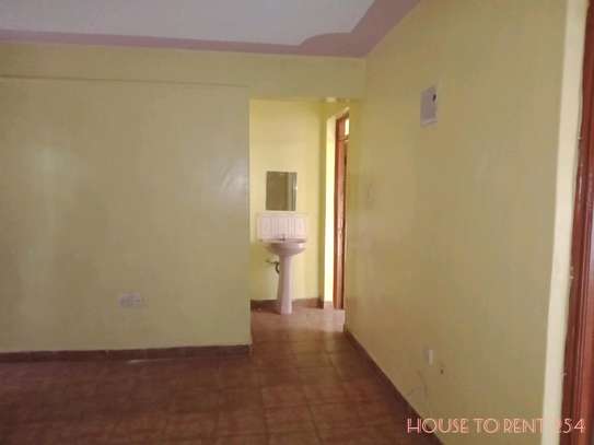 ONE SPACIOUS BEDROOM TO LET image 3