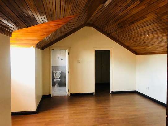 4 Bed Apartment  in Lavington image 12
