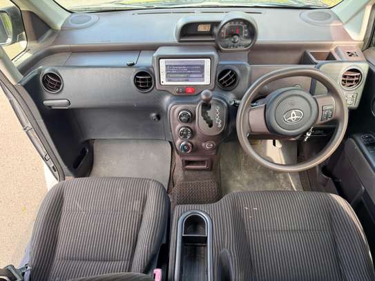Toyota spade 2014 image 5