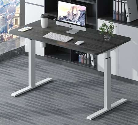 Office Desk: 1400mm Height Changing Modern Desk image 4