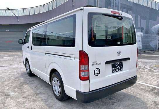 TOYOTA HIACE 2016 MODEL. image 2