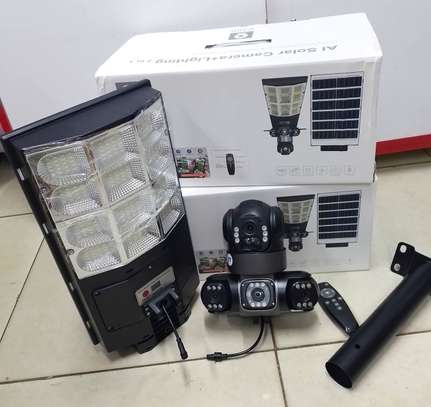 New V380 4g 180w Triple Lens Solar PTZ Floodlight Camera image 2