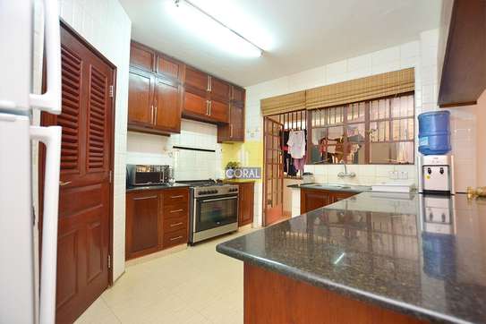 3 Bed Apartment with En Suite at Close To Limuru Road image 5