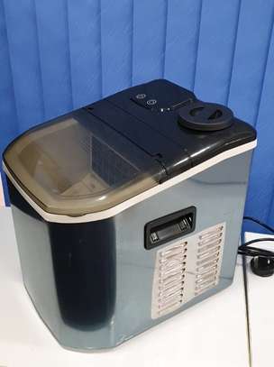 Ice Cube Maker  Counter Top, 25kg Ice per 24 Hrs image 2