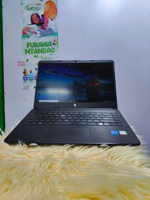 HP Laptop 240 G8 Model: 14s-dq2xxx Core i7 -1165G7 11th Gen image 4