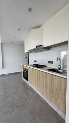 1 Bed Apartment with En Suite in Riara Road image 10