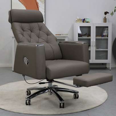 Adjustable Leather Swivel Chair for Executive Use image 1