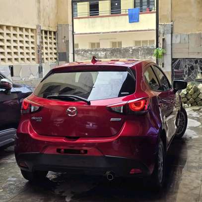 Mazda Demio Petrol 2018 2WD image 6