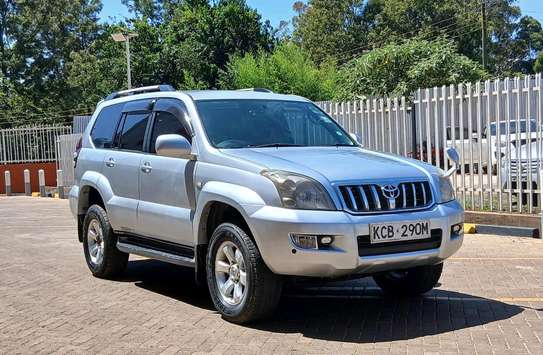 Toyota Prado J120 image 2