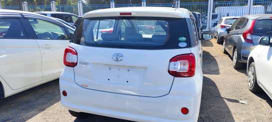 Toyota Passo White 2018 2wd image 2