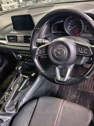 MAZDA AXELA image 6
