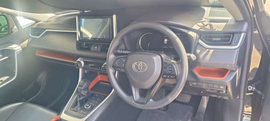 Toyota Rav4 2020 Black Sport image 6